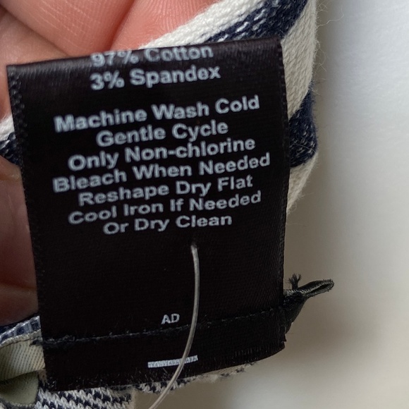 Ann Taylor Factory Sleeveless Stripe Blouse XSP - Picture 6 of 6